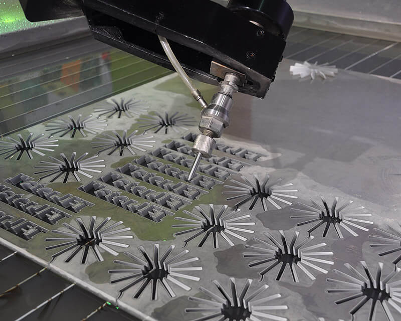 Application of Waterjet Cutting Machine in the Metal Industry