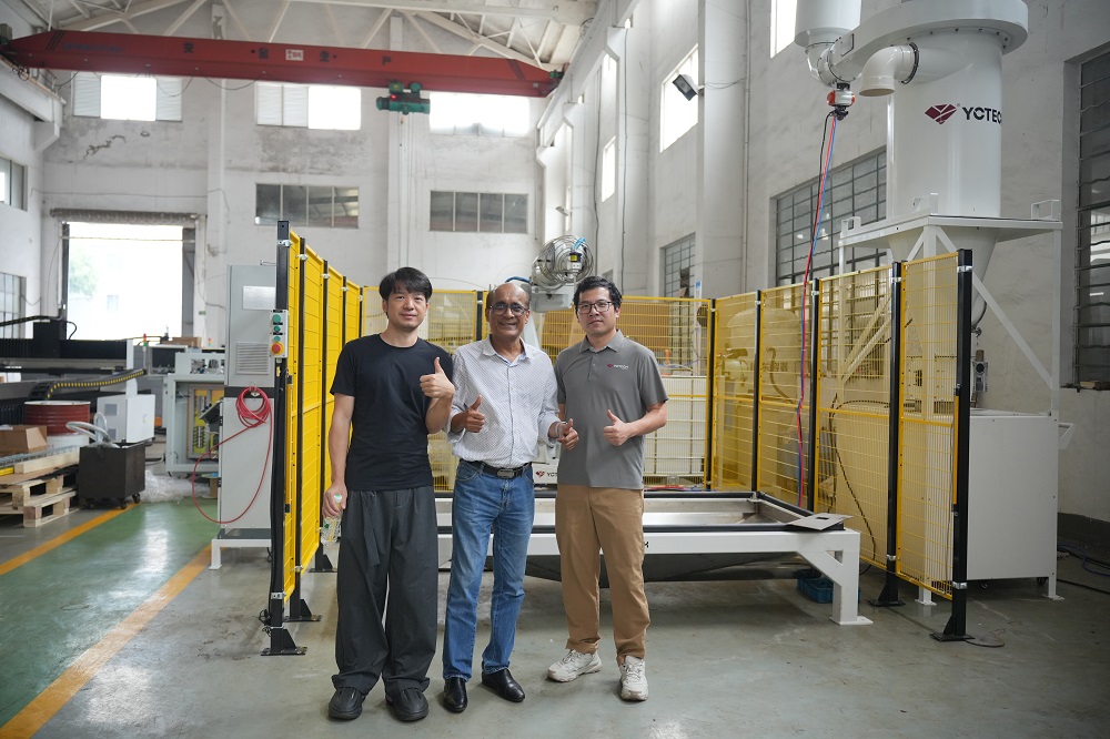 Thai Client Visit: YC Waterjet 6-Axis Robotic Cutter Becomes the Highlight
